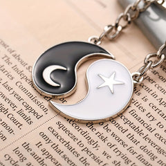 Star Moon Yin Yang Keychain Cartoon Metal Key Chain Pendant Gift Couple