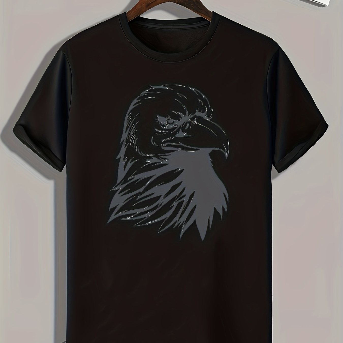 Eagle Pattern Print Men's Sports Tee for Fitness Activities