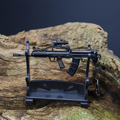 2pcs Mini Gun Model Keychain Alloy Keyring Bag Decoration Pendant Gift