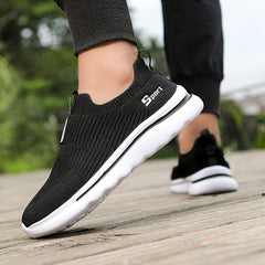 Thick Sole Breathable Running Shoes Comfortable Sneakers Slip On Woven Shoes