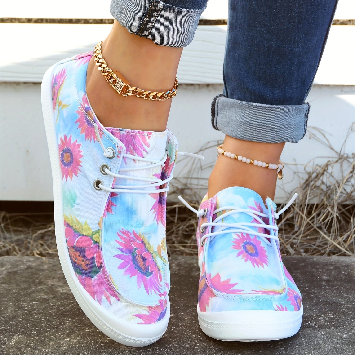 Women's Canvas Low Top Slip On Shoes
