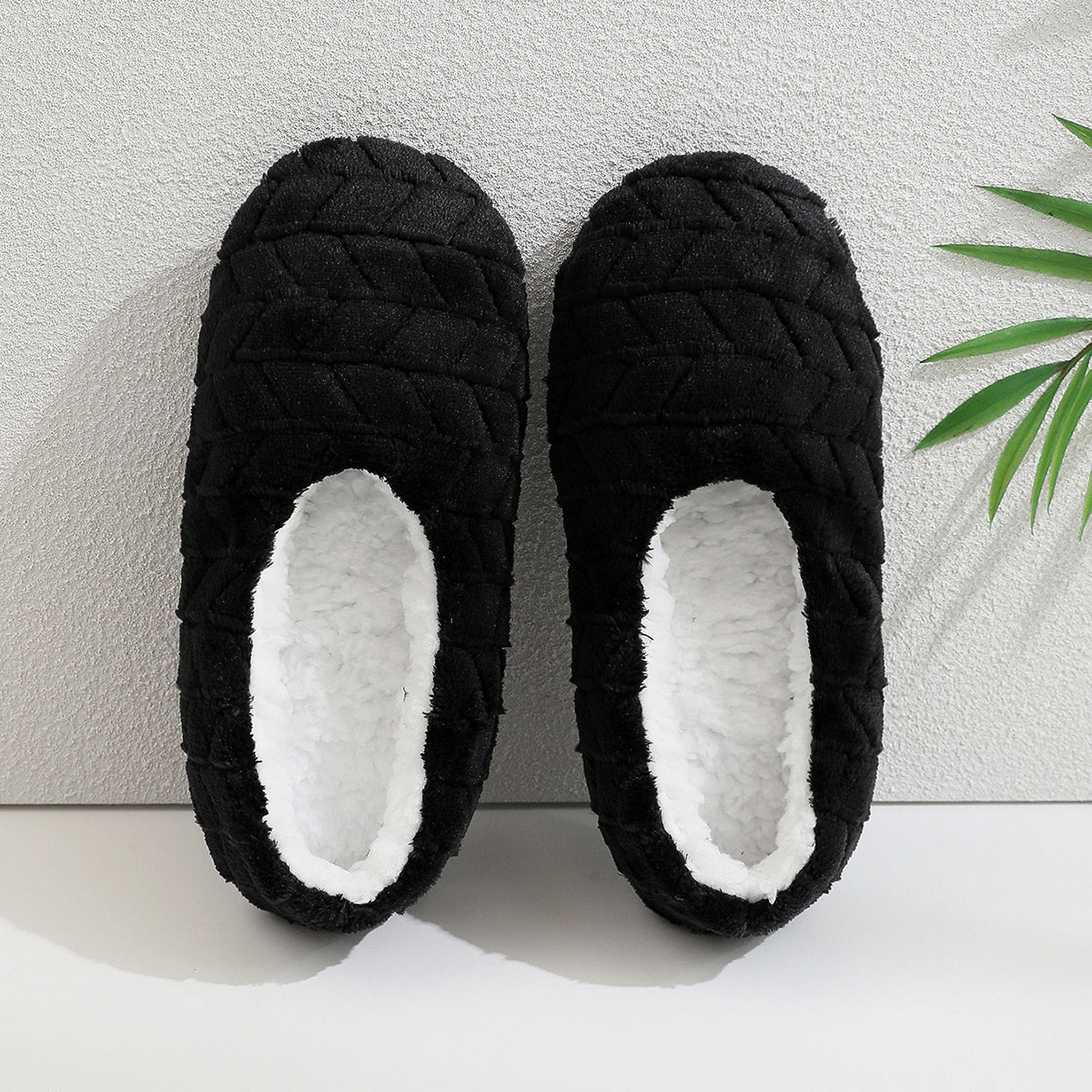 Men's Plush Cozy Bedroom Slippers Anti-Skid Indoor Shoes
