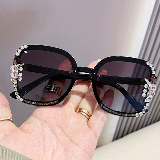 Geometric Frame Polarized Sunglasses for Stylish Look