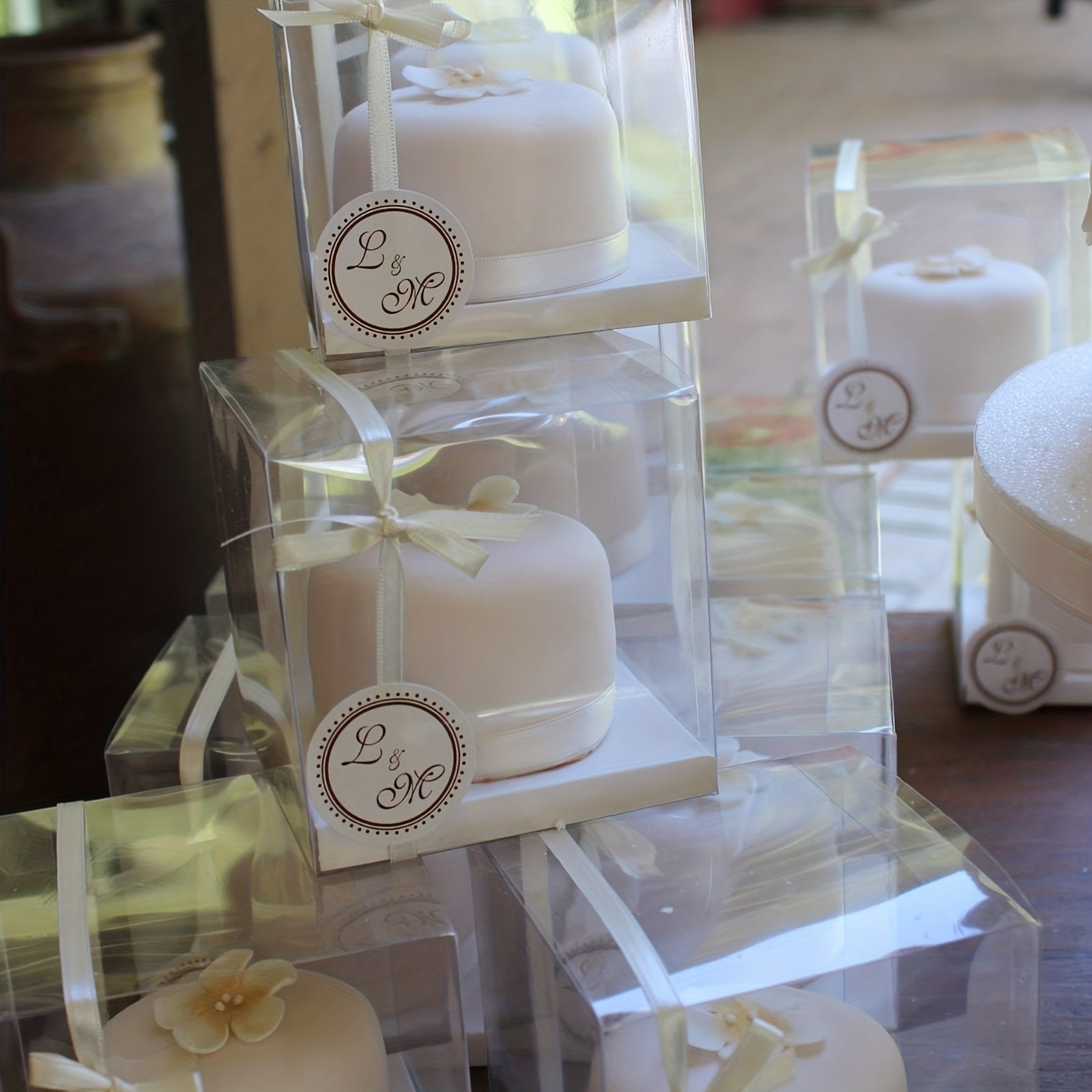 100pcs Clear Small Gift Boxes for Candy Macaron Chocolate