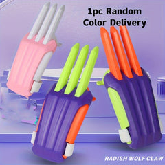 1pc Random Radish Wolf Claw 3D Printing Gravity Radish Online Finger Prop Toy