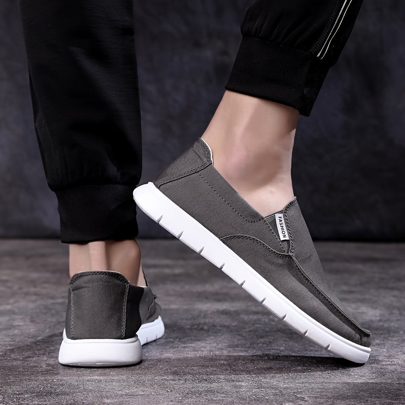 Men Slip on Sneakers Lightweight Comfy Non slip Casual Shoes