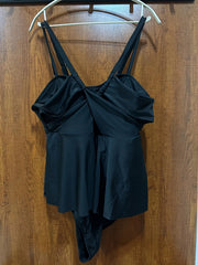 Solid V Neck Crisscross One Piece Bathing Suit