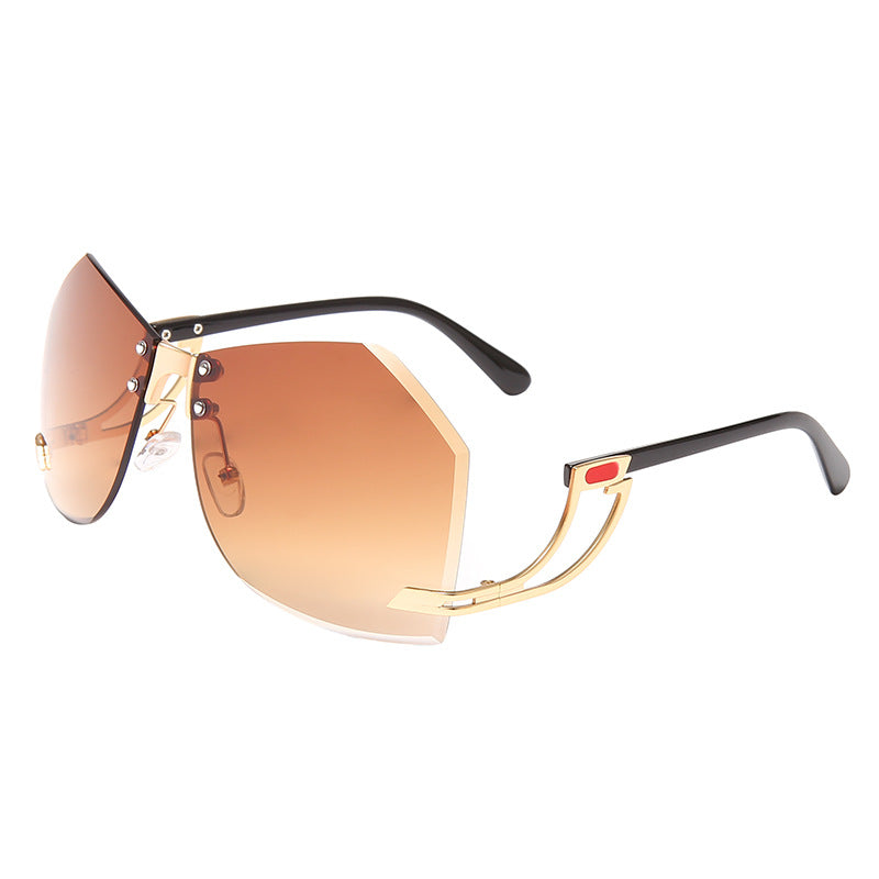 Oversized Rimless Wrap Around Sunglasses