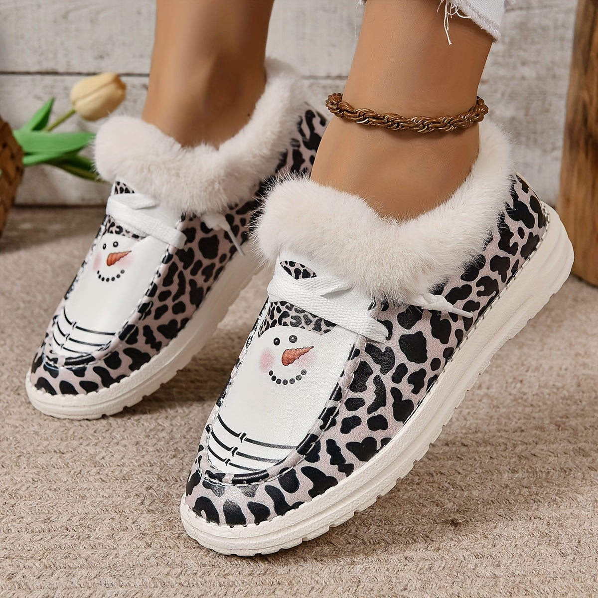 Women's Snow Boots Plush Warm Flat Shoes Snowman & Leopard Patterns