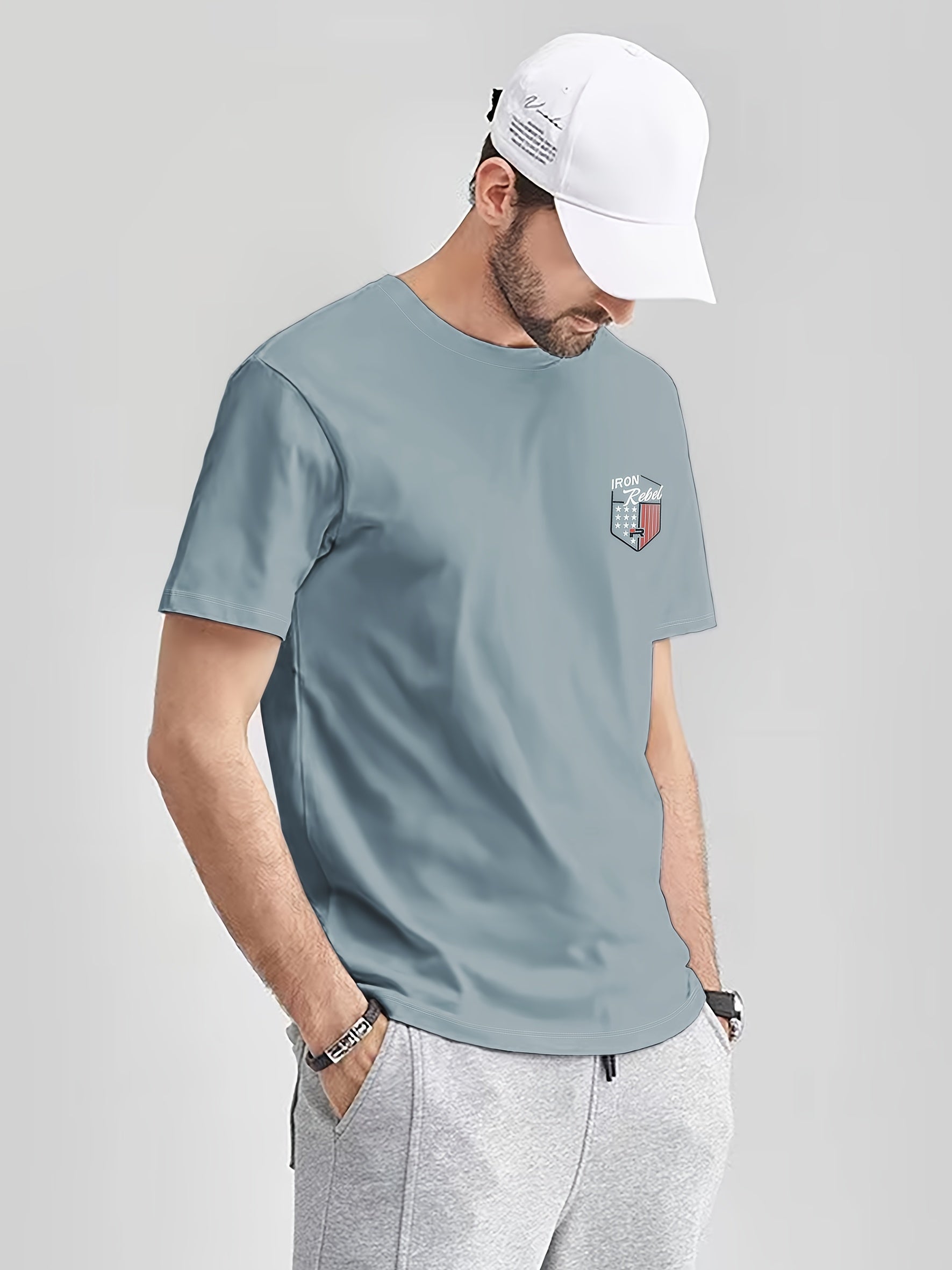 Retro Pattern Print Men's Graphic Crew Neck Active T shirt