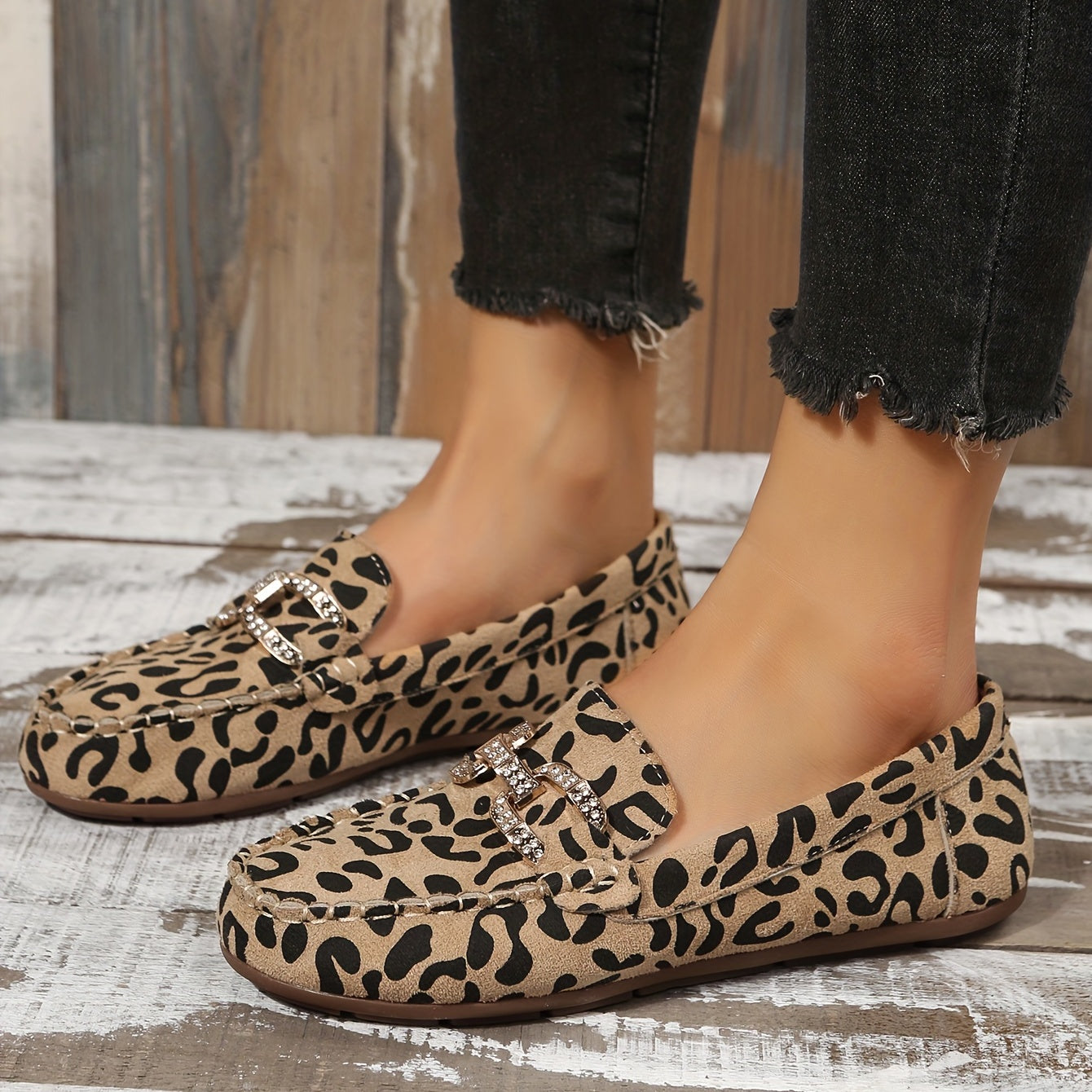 Leopard Print Rhinestone Slip On Round Toe Shoes Lightweight Non Slip