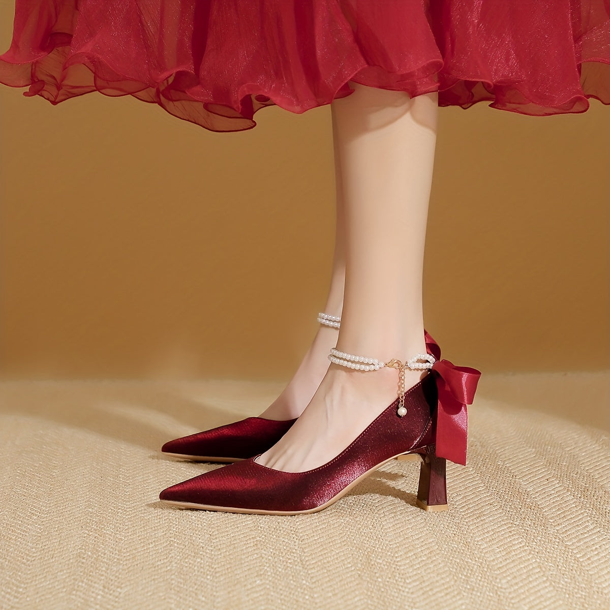 Pearl Chain Chunky Heel Wedding Pumps Bowknot Detail