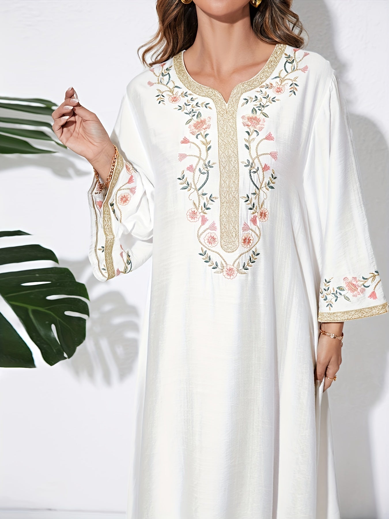 Floral Embroidered Abaya Dress Long Sleeves V Neck Maxi