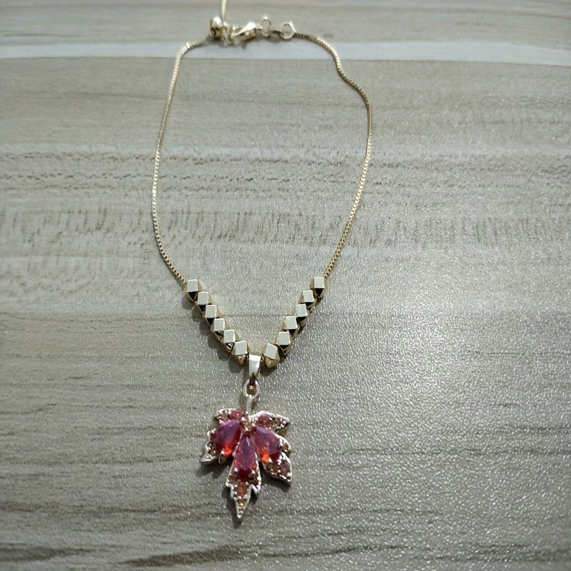 Red Maple Leaf Necklace Small Unique Light Temperament Versatile