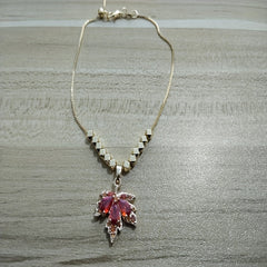 Red Maple Leaf Necklace Small Unique Light Temperament Versatile