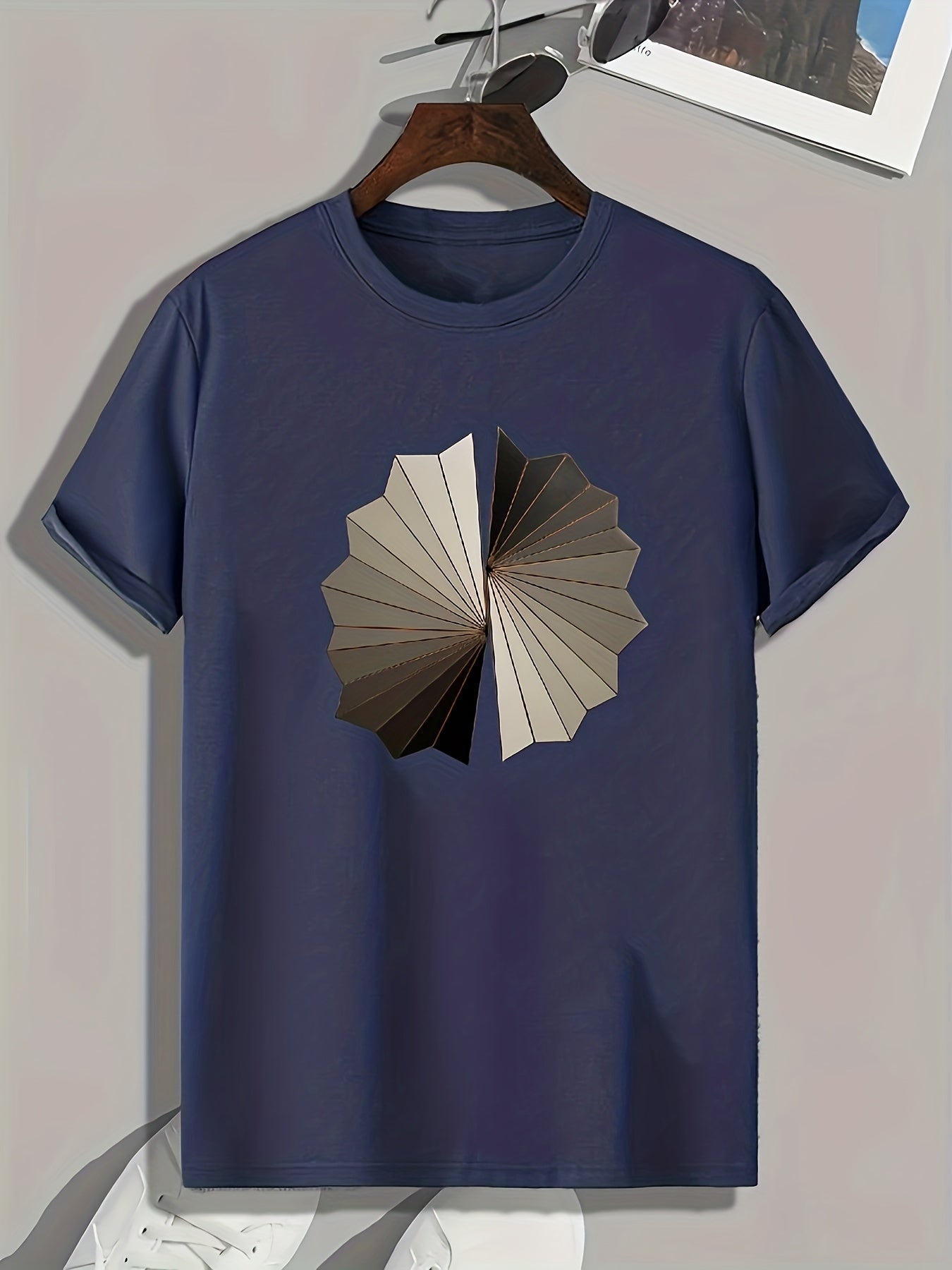 Geometric Pattern Men's Sports T-shirt, Comfortable Outdoor Fitness Apparel