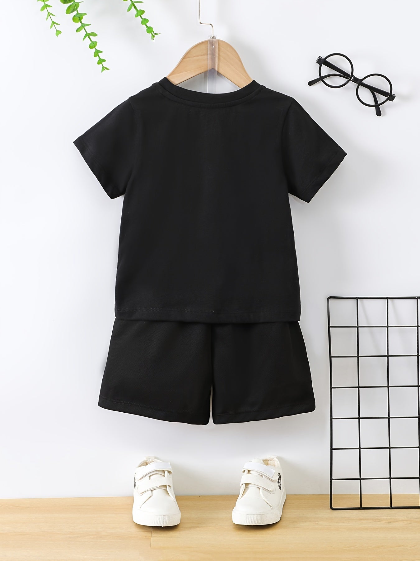 Boys Bear Graphic Outfit Short Sleeves Round Neck T shirt & Shorts