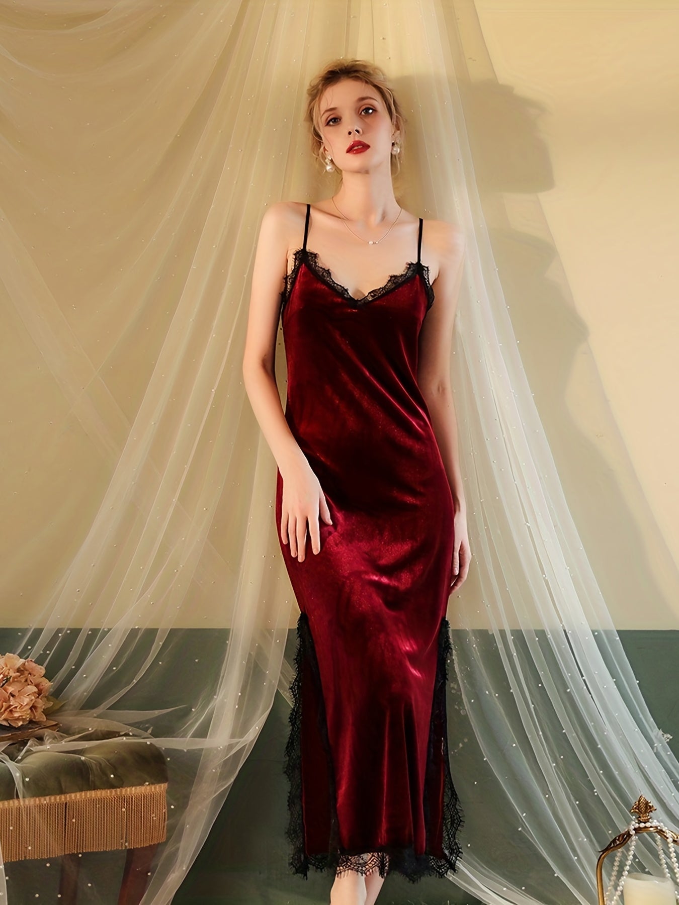 Lace Velvet Nightdress V-neck Sleep Dress
