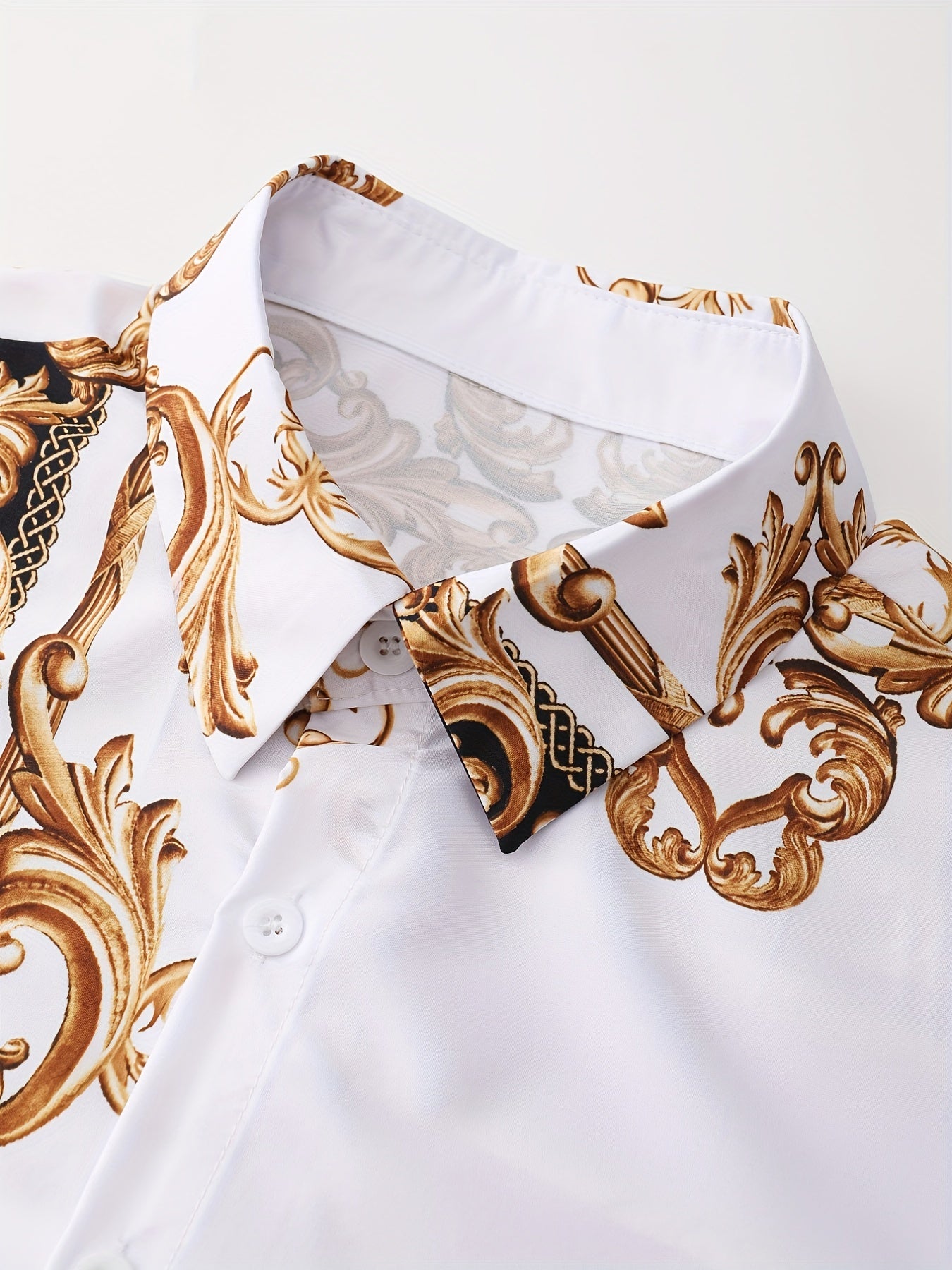 Baroque Style Men's Casual Short Sleeve Shirt