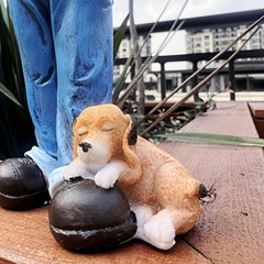 Retro Garden Statues: Creative & Funny Decor for Outdoor Areas