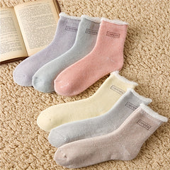 6 Pairs Letter Print Socks Comfy & Warm Mid Tube Socks Women's Stockings