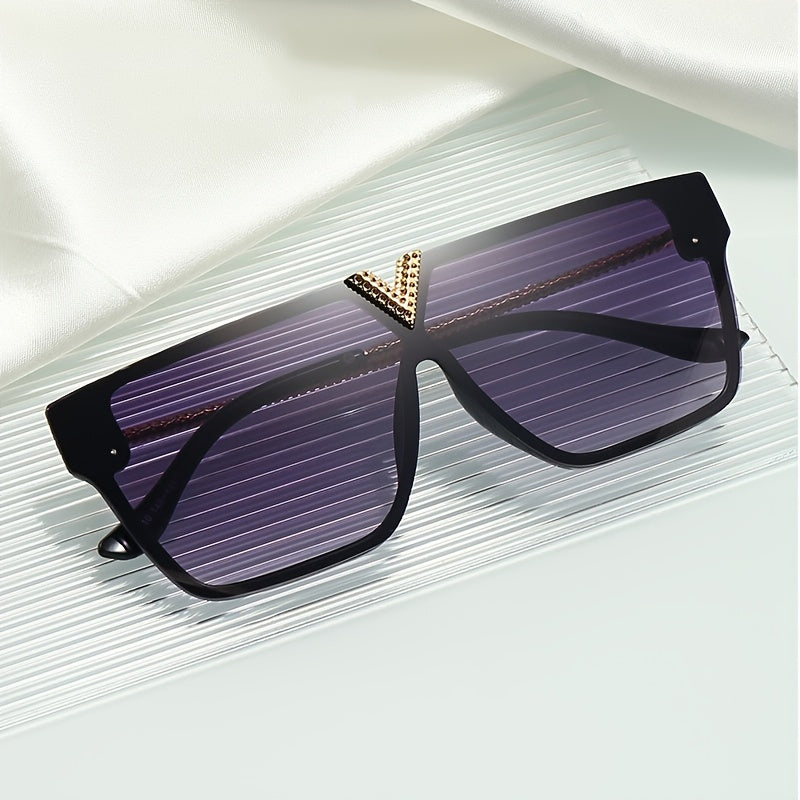 Vintage Metal Temple Sunglasses Women's Eyewear