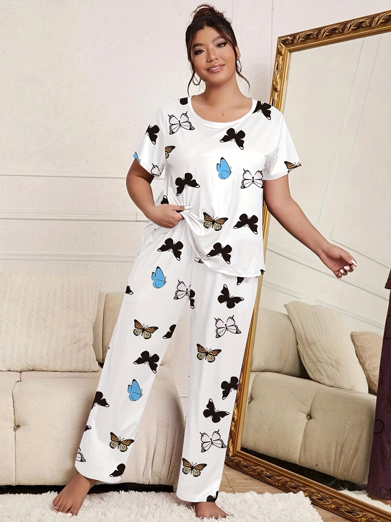 Butterfly Print Pajama Set Tee & Pants Lounge Two Piece Set