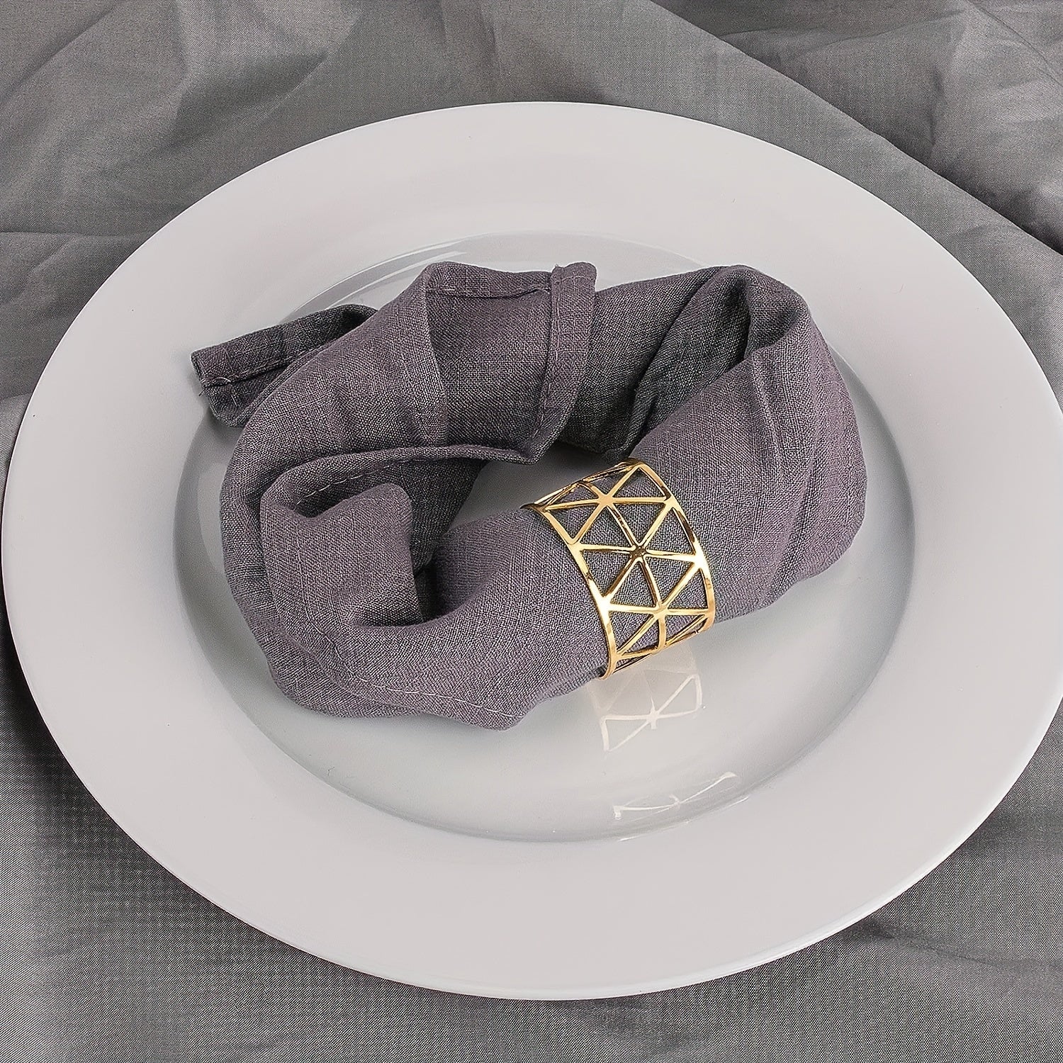 8PCS Golden Napkin Rings Set for Dining Holiday Anniversary Birthday