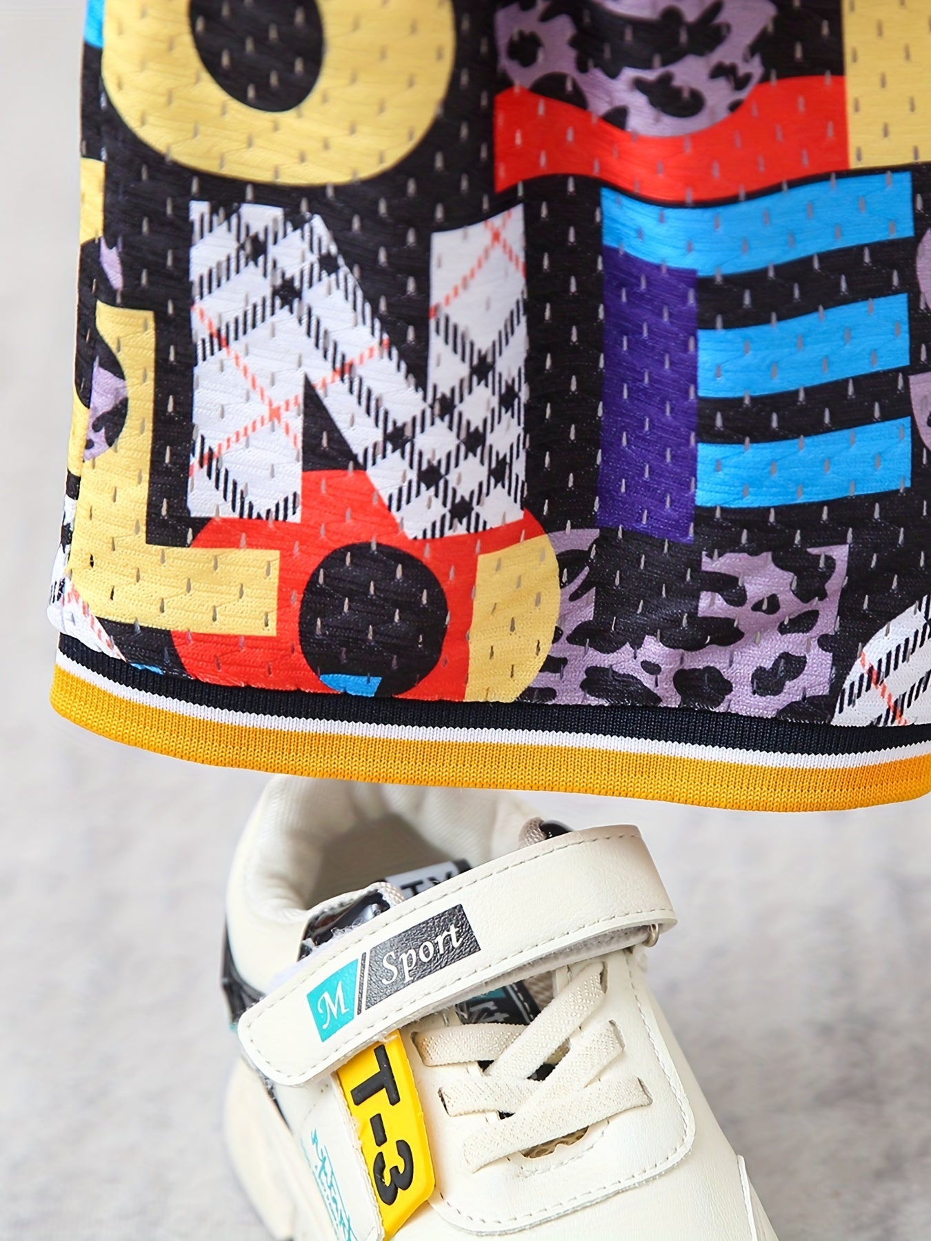 Boys Alphabet Graphic Print T-shirt & Shorts Set