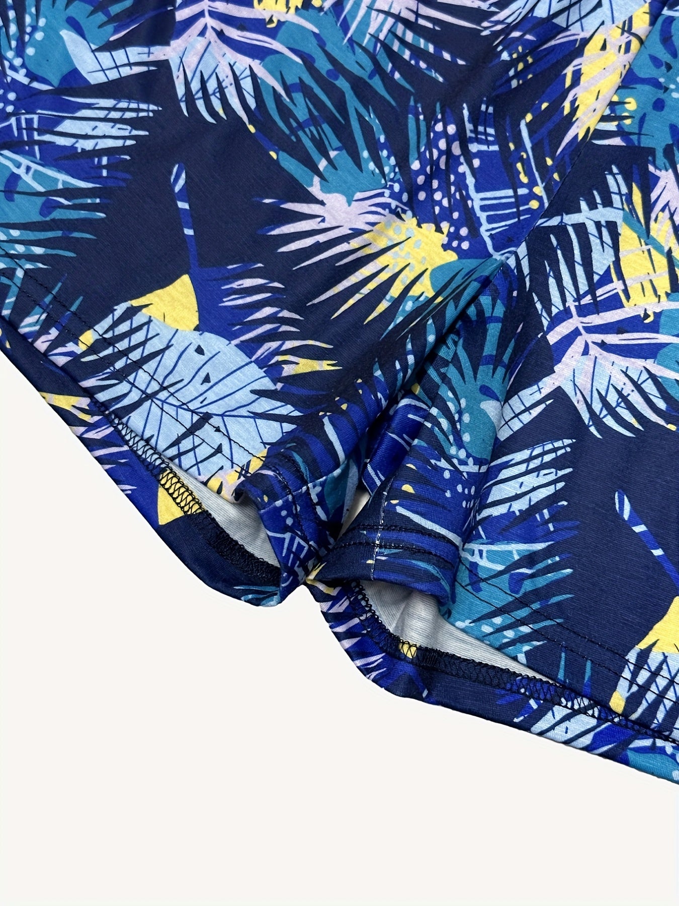 Tropical Print Elastic Waist Shorts for Women
