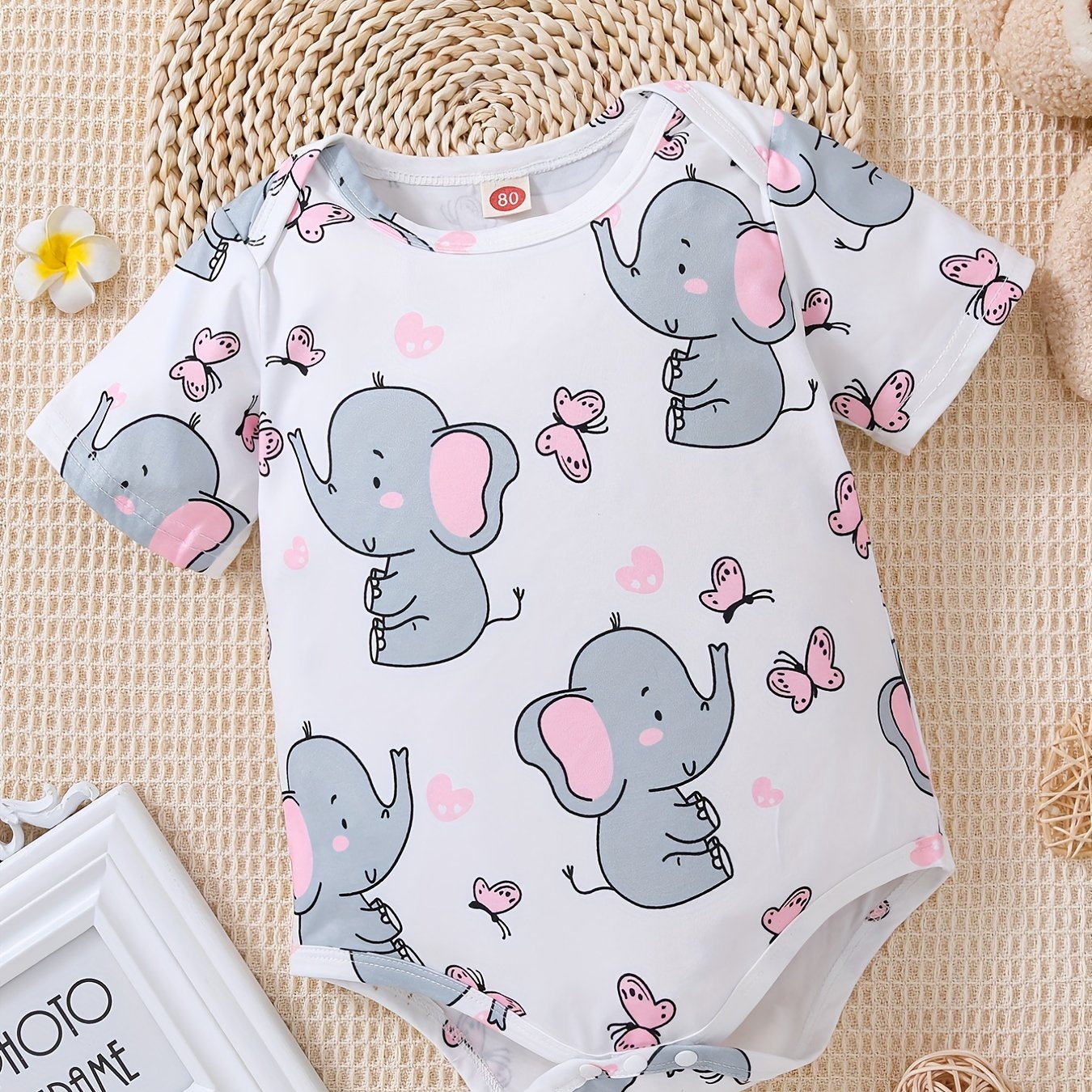 Baby Elephant Graphic Print Short Sleeve Onesie