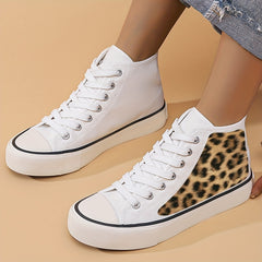 Leopard Graphic Skate Shoes for Girls, Lace Up Sneakers