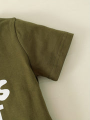 2pcs Baby Boys The Girls Just Love Me T shirt & Camouflage Pants Set