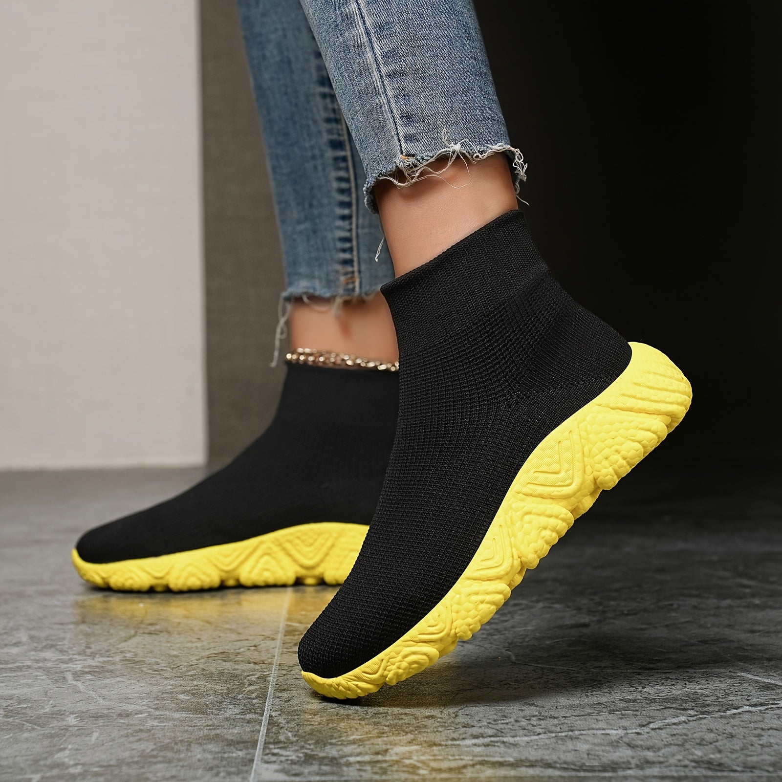 High Top Flying Woven Casual Running Shoes