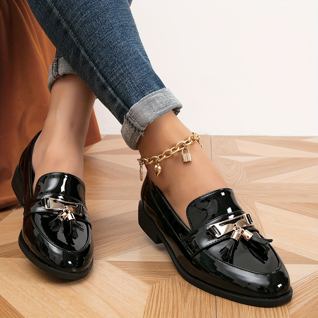 Women's Metal Decor Chunky Heel Loafers Slip On Shoes