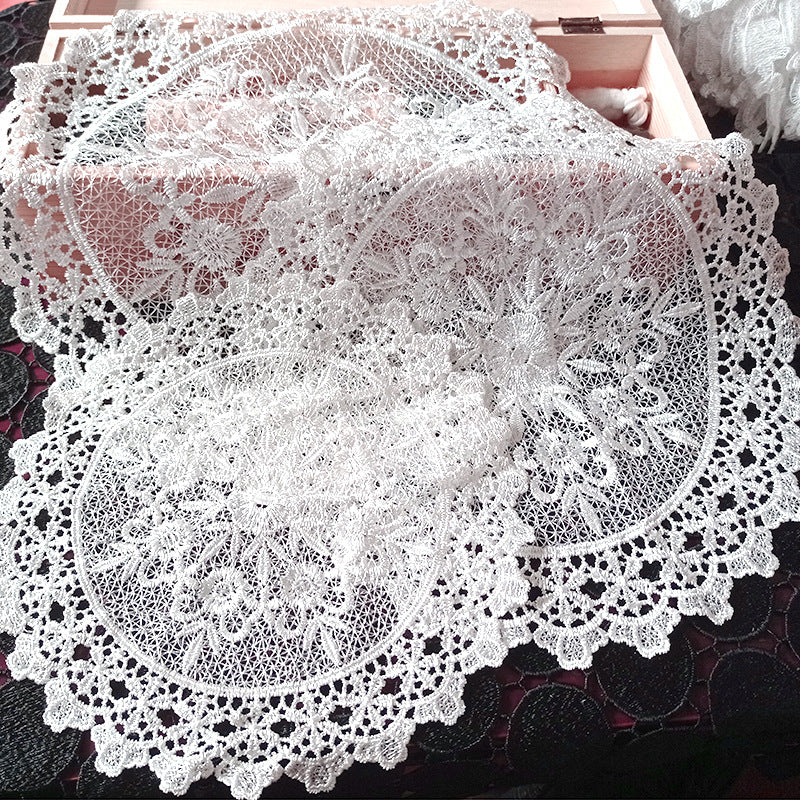 Round Lace Embroidery Tablecloth Cup Pad Heat Insulation Fabric Decoration