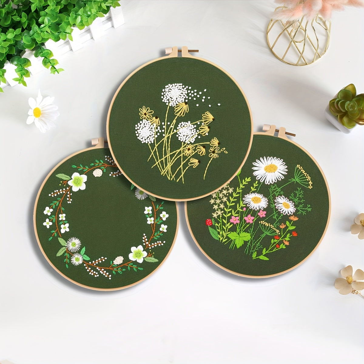 4pcs DIY Flowers And Plants Embroidery Kit with Embroidery Hoop 20.07 cm