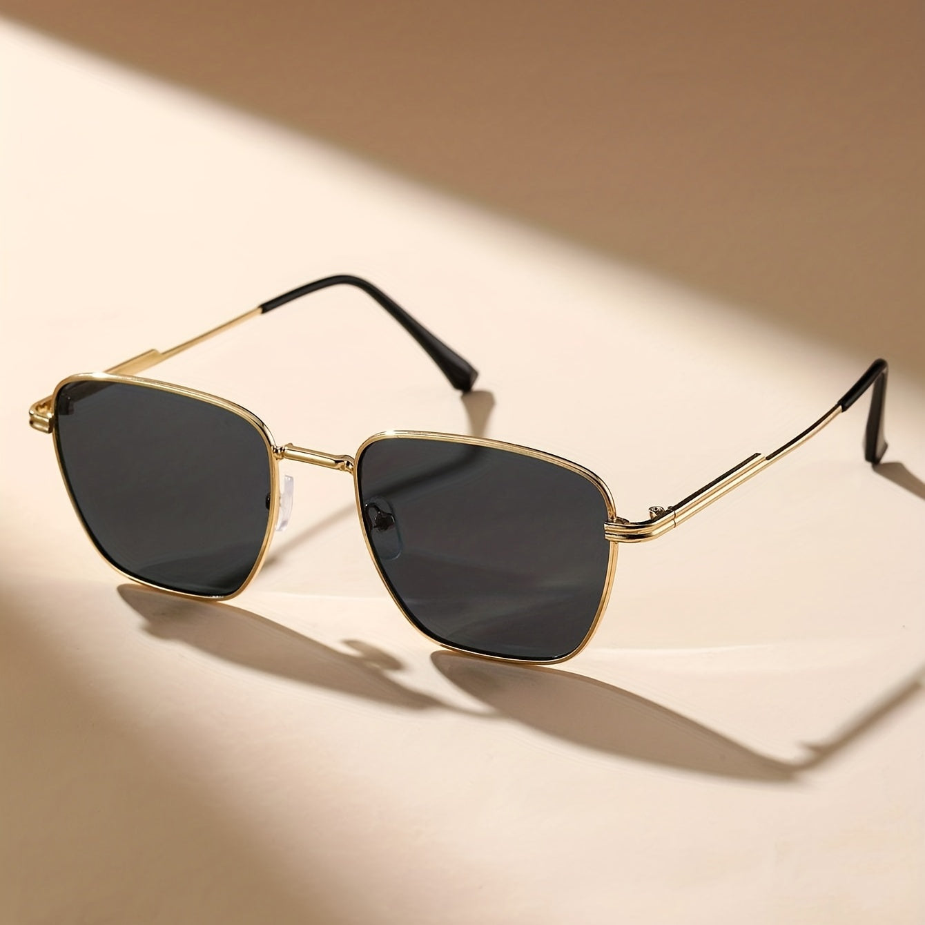 Metal Square Frame Sunglasses Vintage Striped Thin Temple UV400