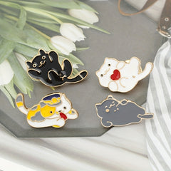 Cat And Cat Cartoon Alloy Drop Brooch Fashionable Jewelry Accessories For Women