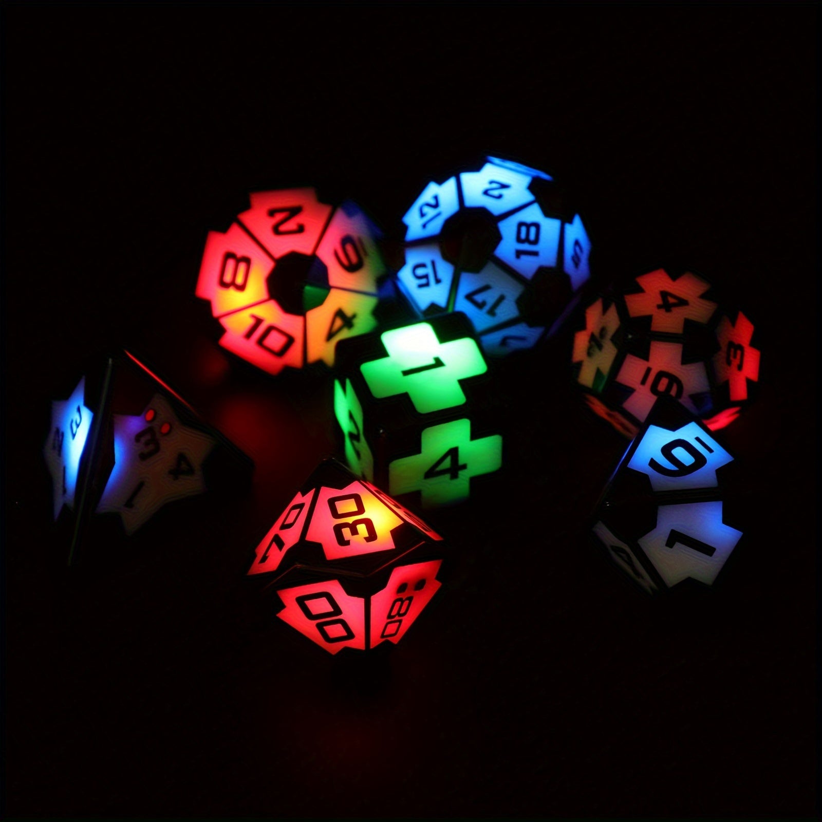 7pcs Strobe LED Rechargeable Dice Set w/ Charging Case - 3 Colors