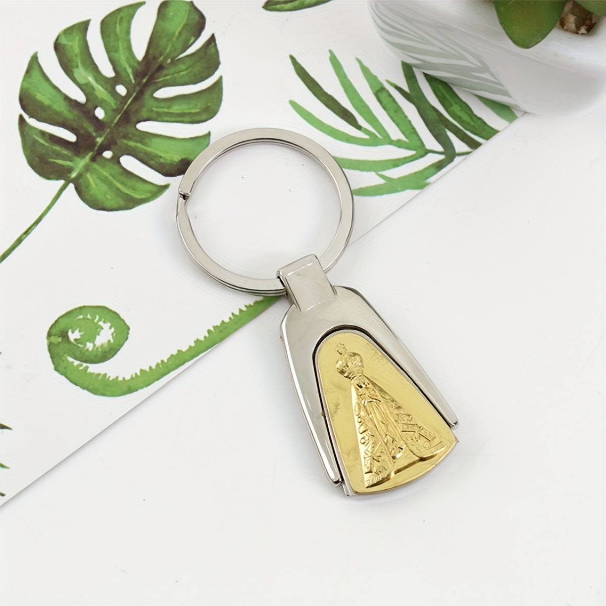 Zinc Alloy Keychain Pendant for Car Keys Backpacks Wallets