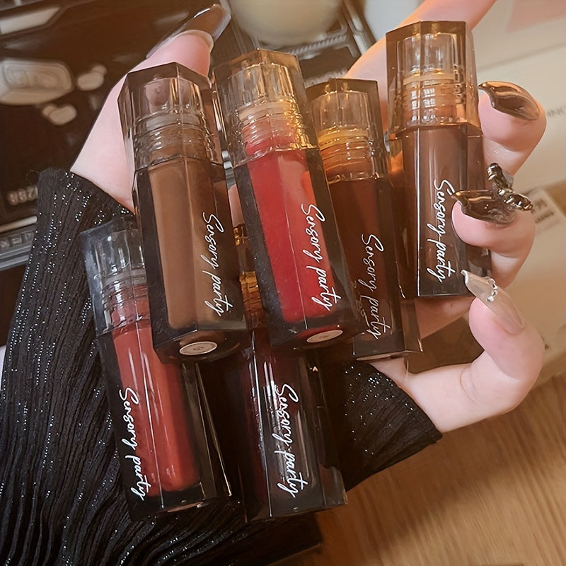 Hexagonal Lip Glaze Plumping Lip Gloss in Brown & Red Stains