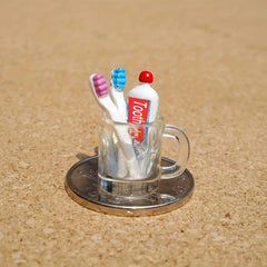 Toothbrush & Toothpaste Set in Resin Cup for Dollhouse Bathroom