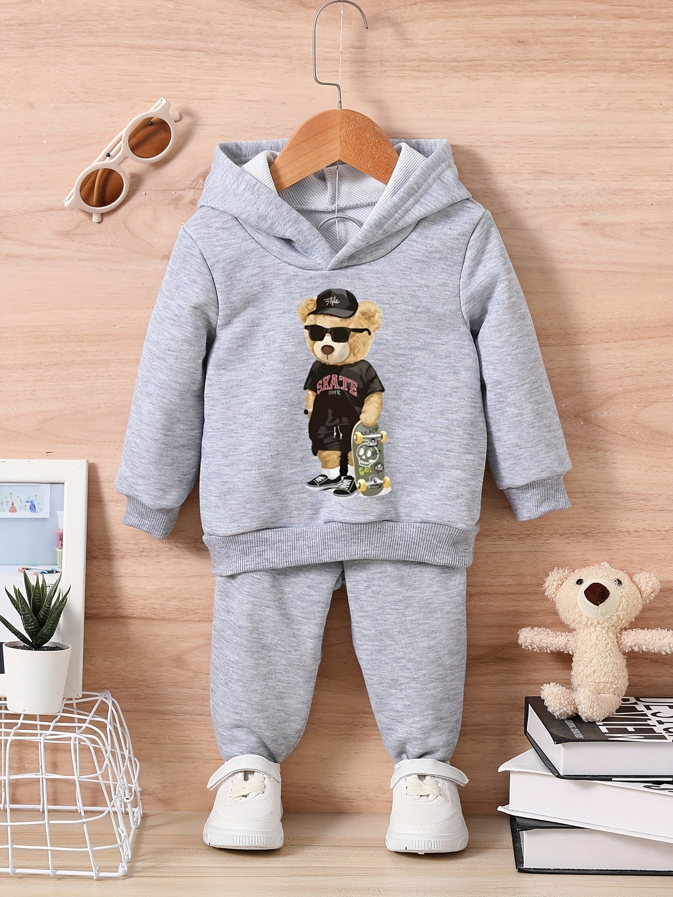 Skateboard Lover Bear Baby Sweatshirt Trousers Set