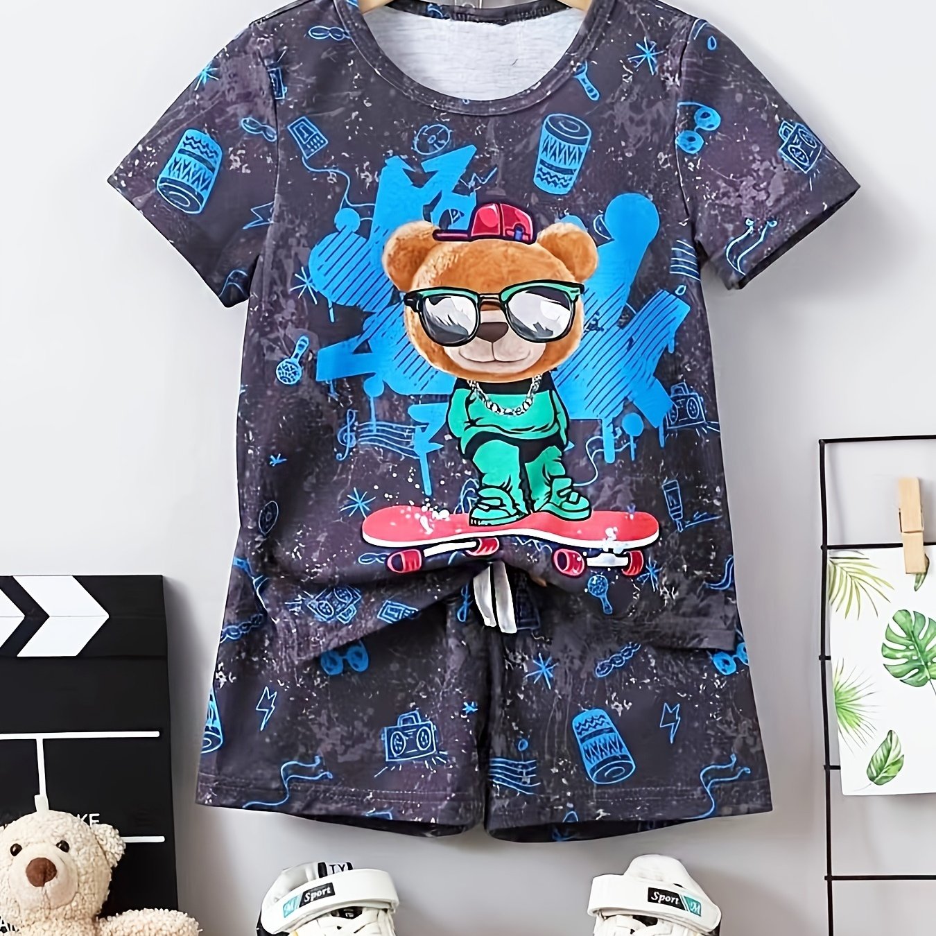 Boys Bear Skateboard T-shirt & Shorts Summer Outfit