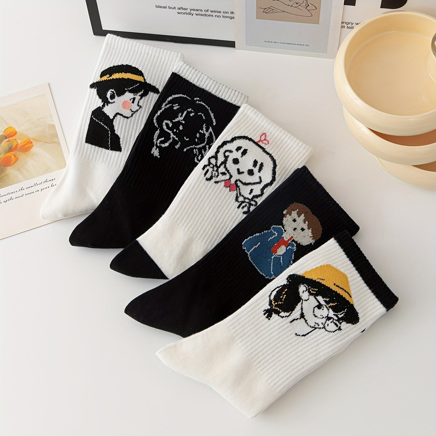 5 Pairs Cartoon Print Socks Comfy & Mid Tube Women's Stockings