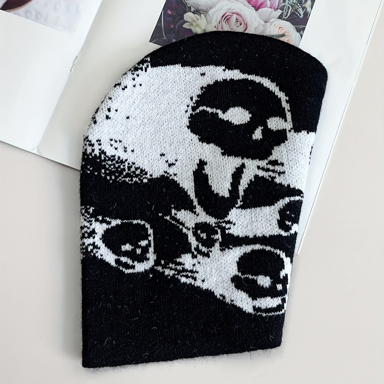 Skull Impact Jacquard Beanie Lightweight Elastic Soft Breathable Knit Hat
