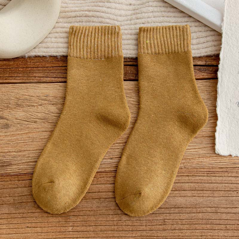 Women's Solid Thick Trim Mid Socks
