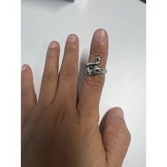 Adjustable Finger Ring Crochet Loop for Faster Knitting Yarn Guide