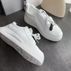 Women's Cartoon Bear Skate Shoes Charm Lace Up Platform